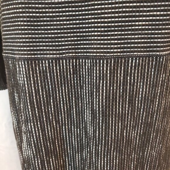 MAX STUDIO SZ 2X Women's Plus Black & White Striped Rayon Blend Pullover Top - Picture 5 of 9